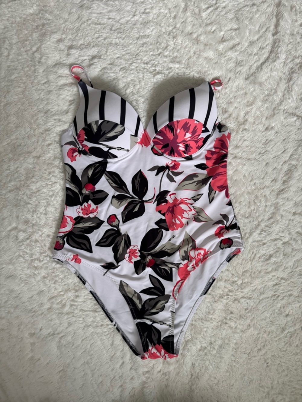 Cupshe White Floral One-Piece Swimsuit with Pink & Black Accents